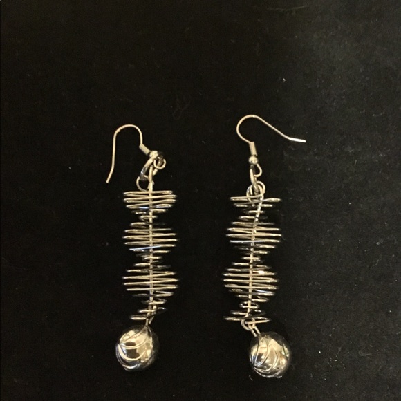 NWOT Spiral Earrings - Picture 7 of 7